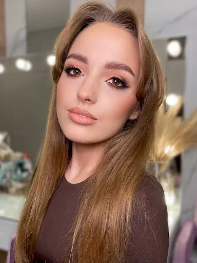 Justyna Kucharska MAKEUP & BROWS - Makijaż i Laminacja Brwi